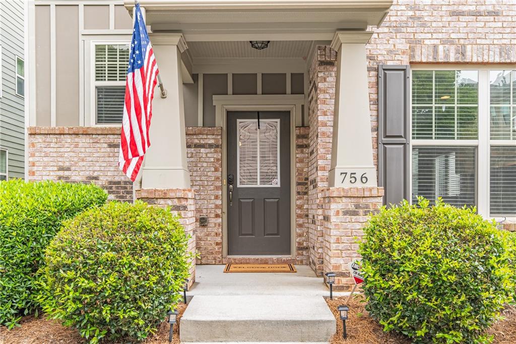 756 Village Field Court NW