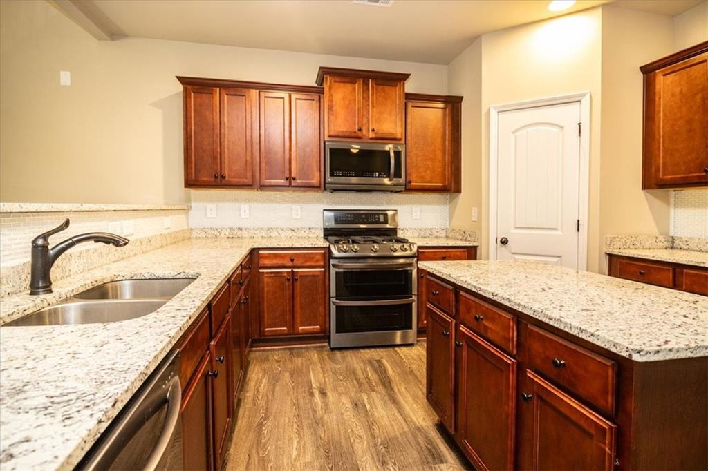 610 Sunflower Drive, Canton, Georgia image 4