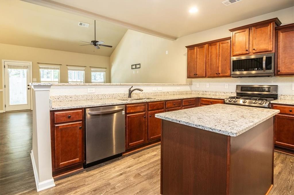 610 Sunflower Drive, Canton, Georgia image 5