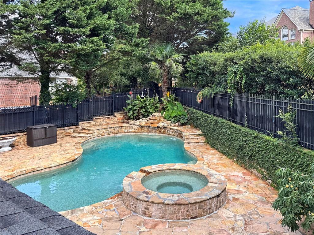 575 Saint Regis Lane