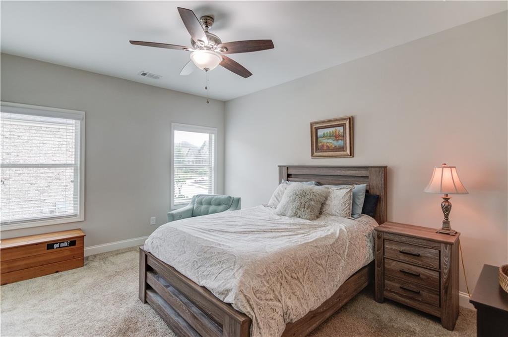 1074 Nash Springs Circle, Lilburn, Georgia image 33