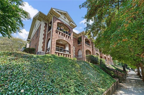 Condo For Sale - 795 Ponce De Leon Place #C2<br/> Atlanta, GA 30306