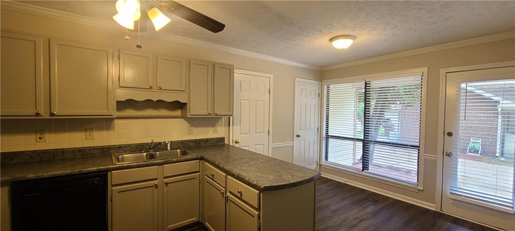 Plymouth Colony - Residential Lease