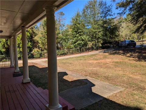 Homes For Rent - 4401 Riverlake Way<br/> Snellville, GA 30039