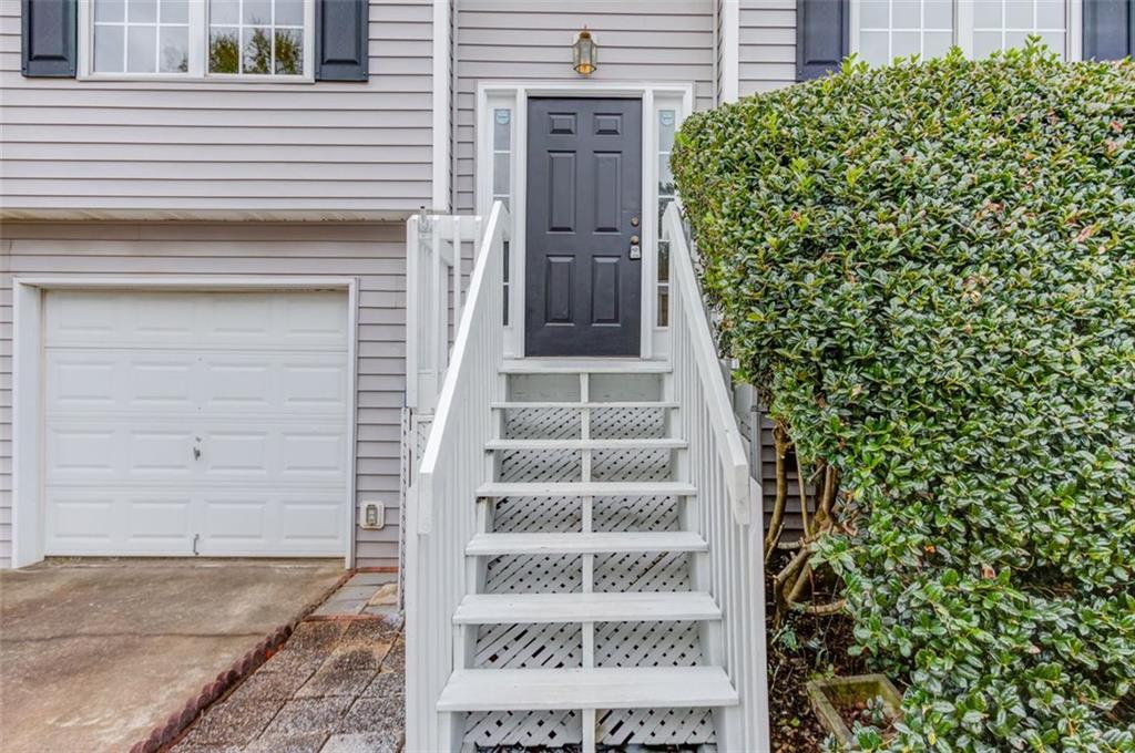 5670 HOLLOW RIDGE Lane