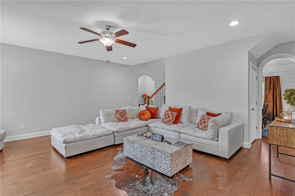 1572 Highway 85 Conn