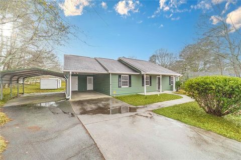 Homes For Sale - 119 W Ash Street<br/> Social Circle, GA 30025