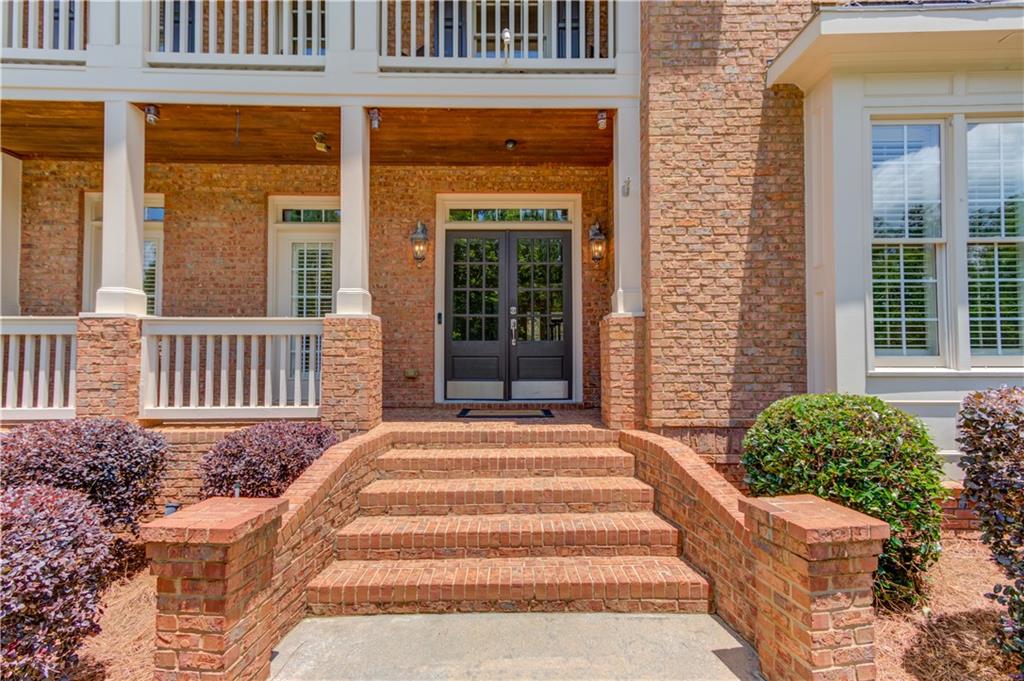 2748 Hidden Falls Drive