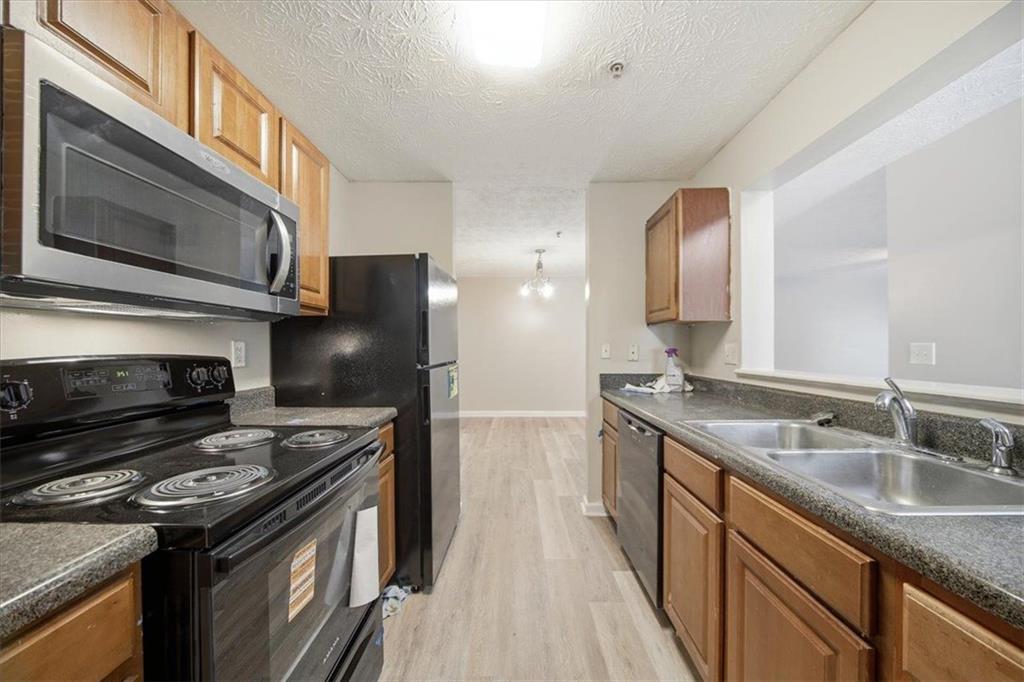 Fairington Ridge Rev 03-01 - Residential