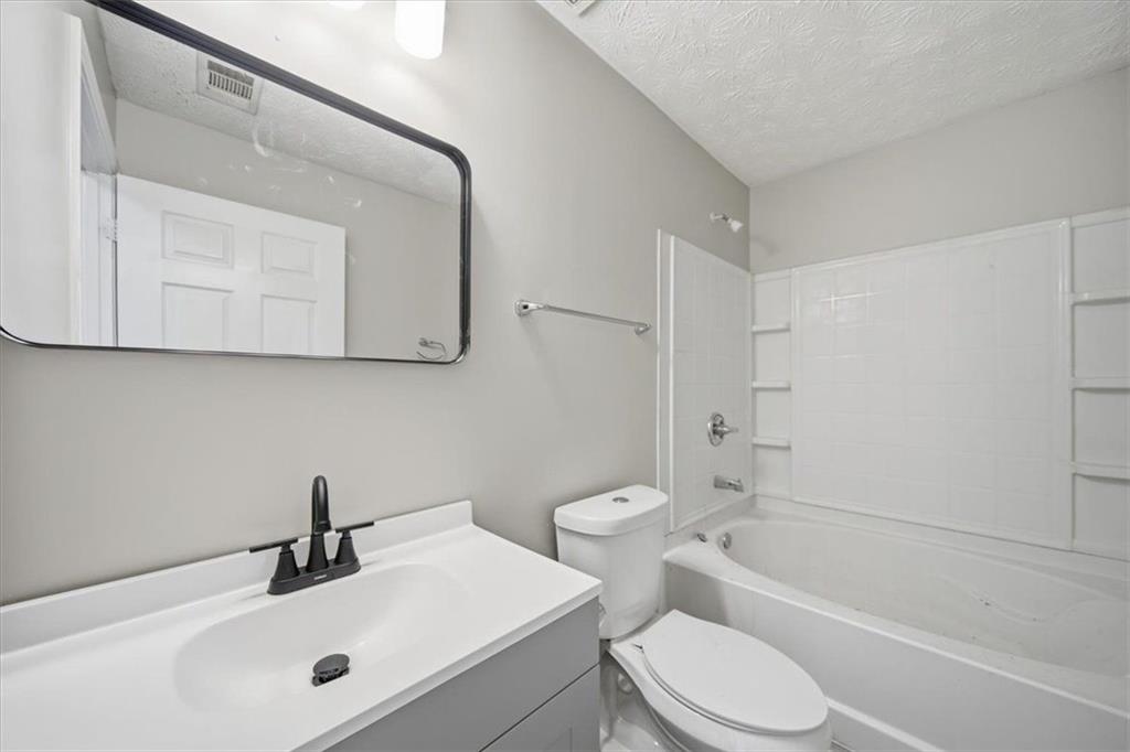 Fairington Ridge Rev 03-01 - Residential