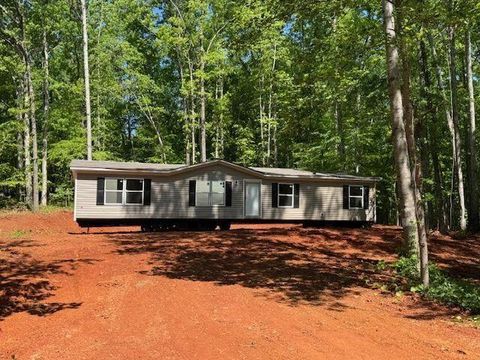 Homes For Sale - 231 Spruell Creek Drive<br/> Temple, GA 30179