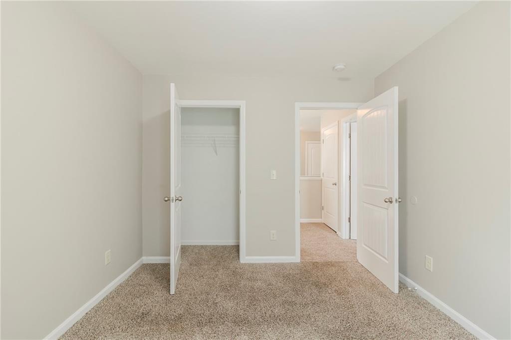 811 Lake Chase, Fairburn, Georgia image 12