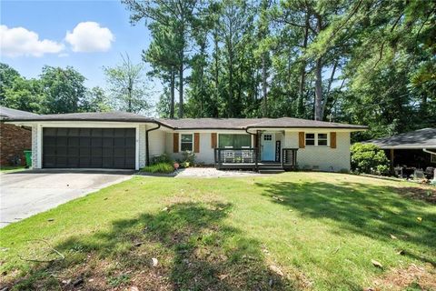 Photo of 3331 Casa Linda Drive, Decatur, GA 30032 (MLS # 7677226)