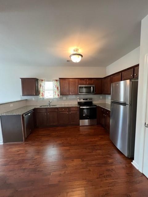 Iris Lake - Residential