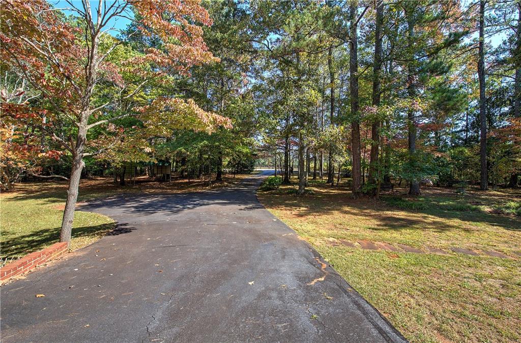 810 Mcconnell Road