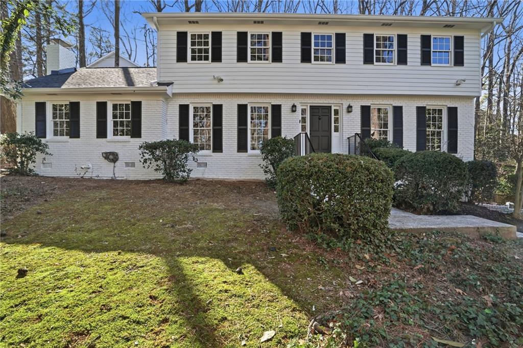 4040 Candler Lake West NE