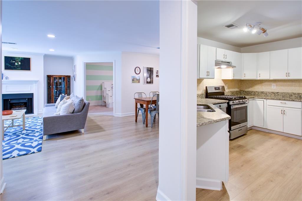 244 13th Street NE 216