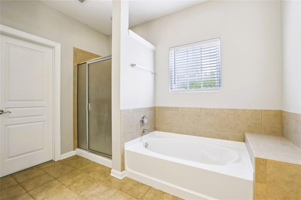 7712 Soaring Eagle Drive, Flowery Branch, Georgia image 10