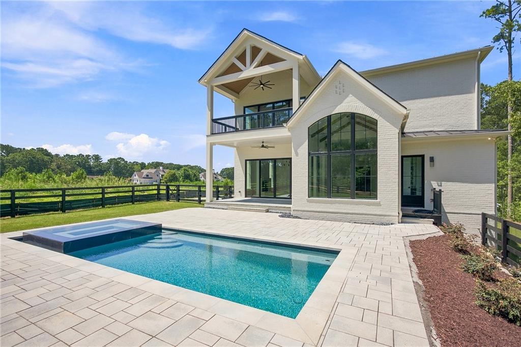245 Heatherton Way