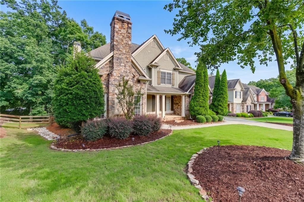 302 Beech Tree Hollow