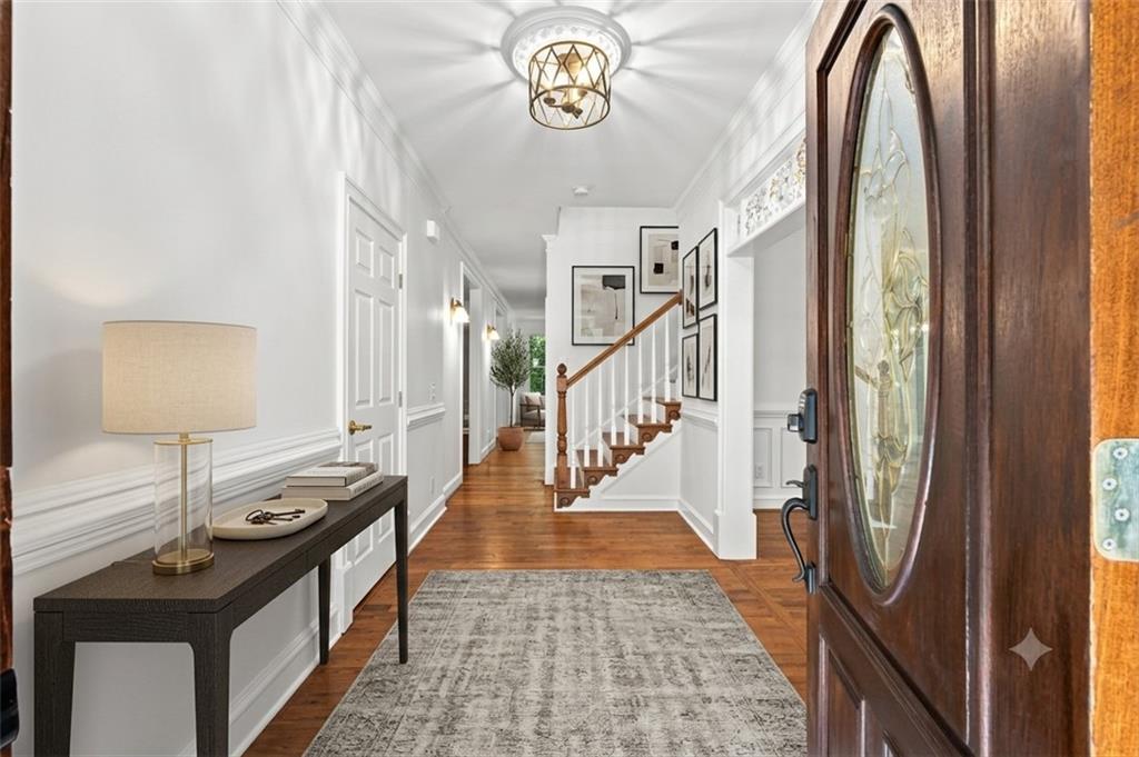 1593 Walkway Court SW
