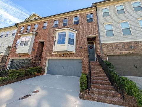 Townhouse For Sale - 2154 W Village Lane<br/> Smyrna, GA 30080