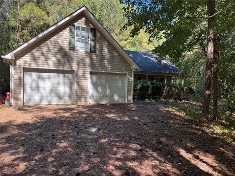 Homes For Sale - 65 Riverbrooke Trail<br/> Covington, GA 30016