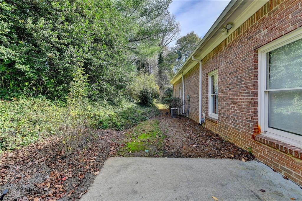 6000 E Andechs Summit, Johns Creek, Georgia image 29
