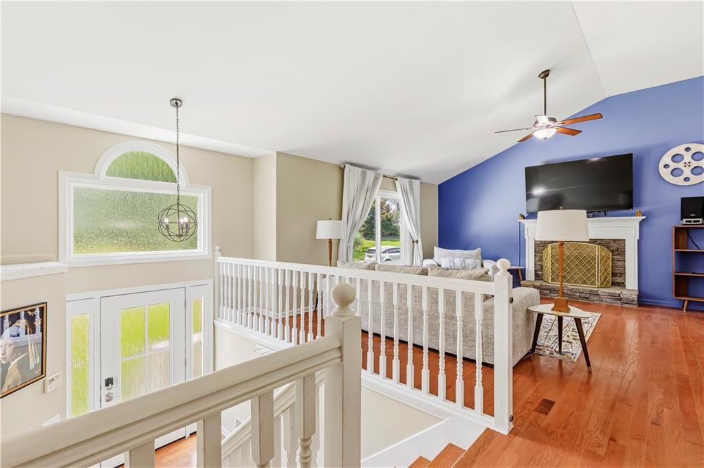 1045 Queensbury Run