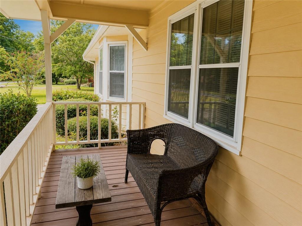 205 Meadowbrook Drive
