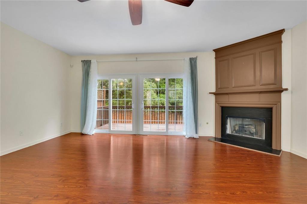 MORRIS LAKE - Residential