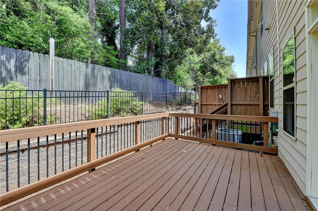 1372 Doublegate Drive, Atlanta, Georgia image 26