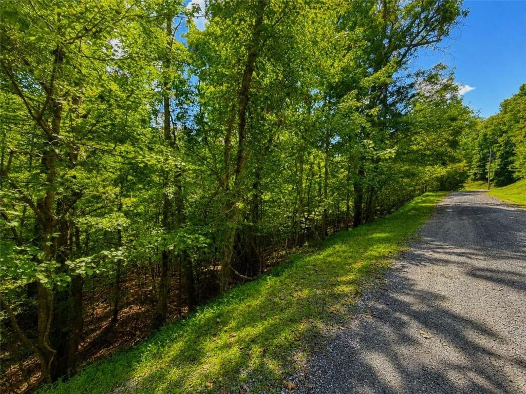 LT1012 Gateway Drive
