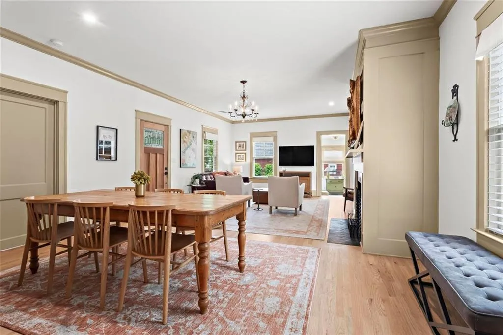 Marietta, Georgia 30060, United States, 3 Bedrooms Bedrooms, ,2 BathroomsBathrooms,Residential,Pending,129538