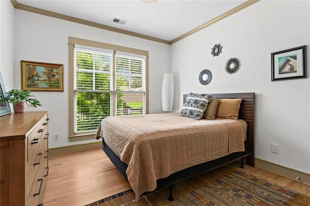 Marietta, Georgia 30060, United States, 3 Bedrooms Bedrooms, ,2 BathroomsBathrooms,Residential,Pending,129538