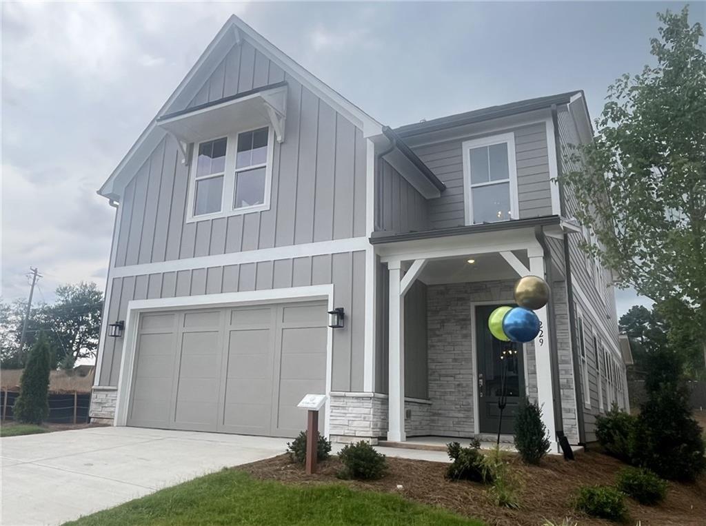 436 Edgewater Chase
