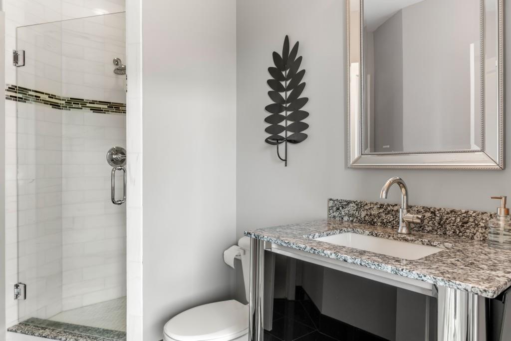 METROPOLIS - Residential