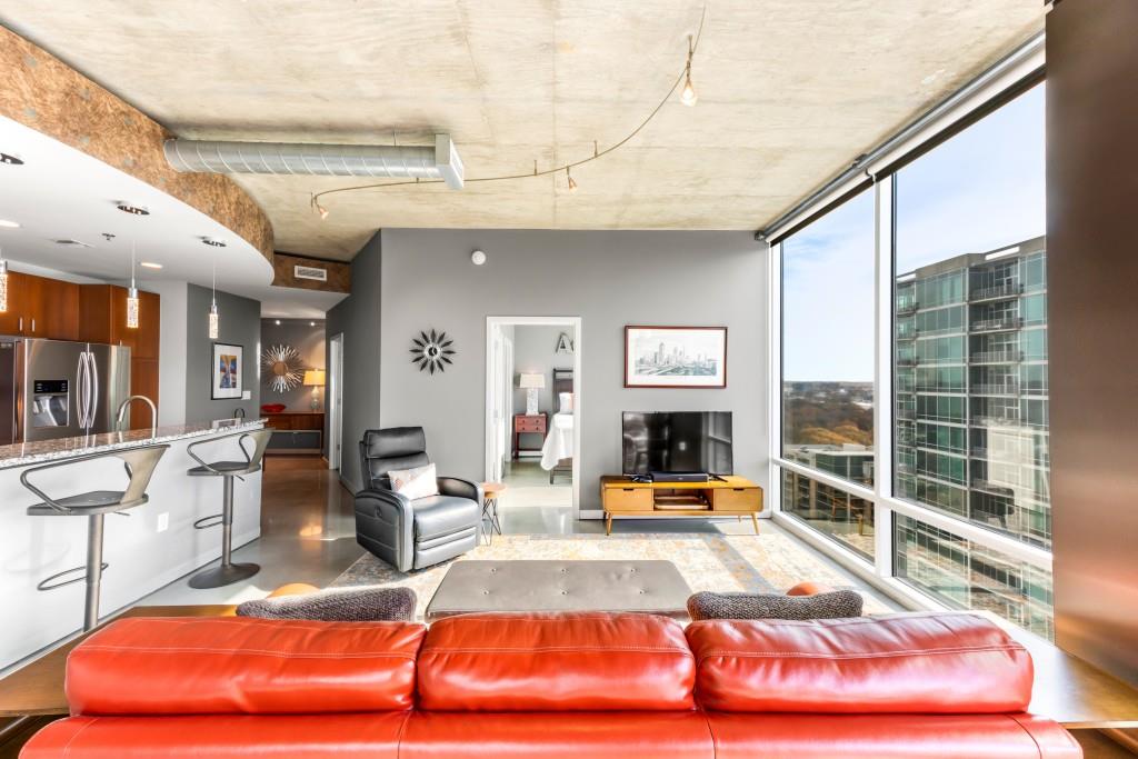 METROPOLIS - Residential