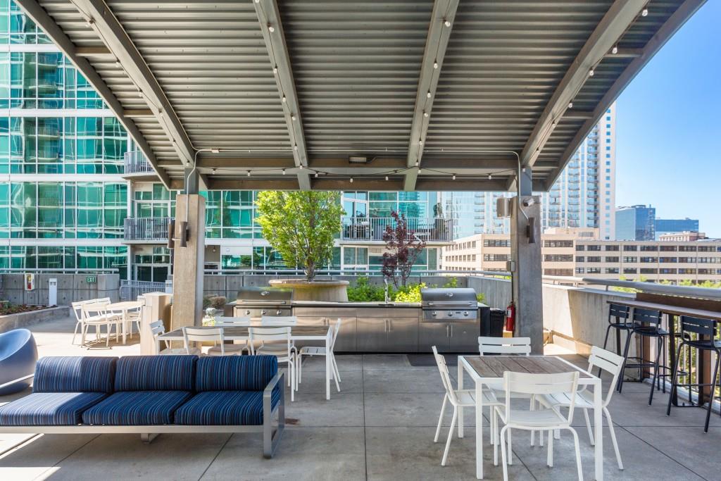 METROPOLIS - Residential