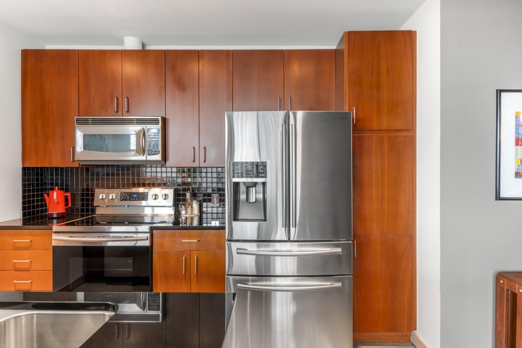 METROPOLIS - Residential