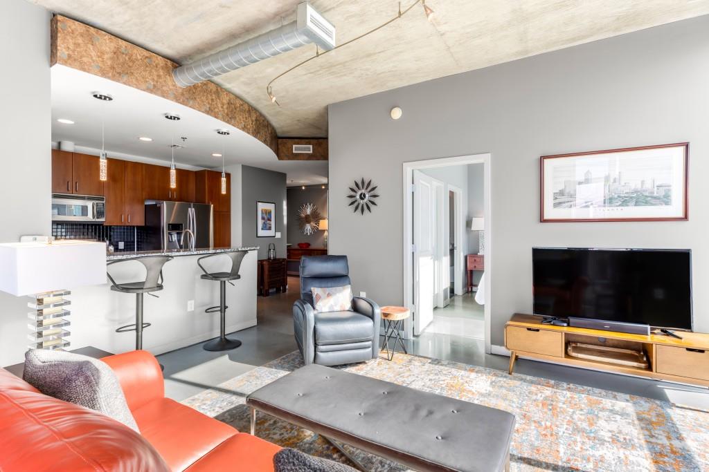 METROPOLIS - Residential