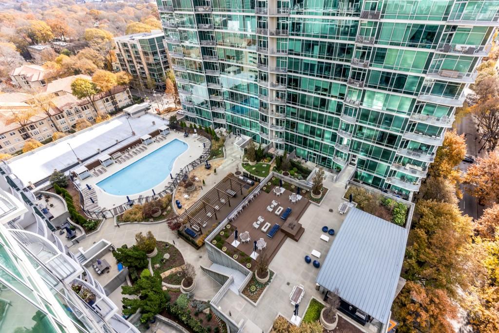 METROPOLIS - Residential