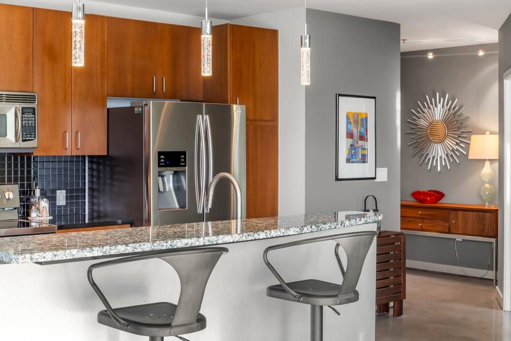 943 Peachtree Street NE 1708