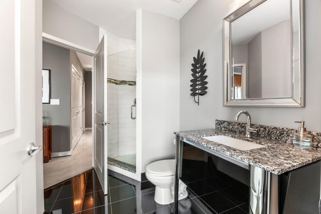 METROPOLIS - Residential