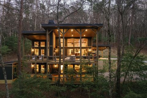 Homes For Sale - 171 Huckleberry Lane<br/> Mineral Bluff, GA 30559