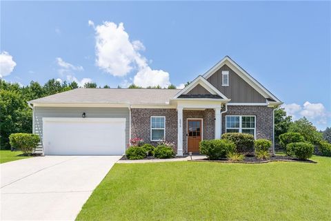 Homes For Sale - 5075 Bambi Trail<br/> Cumming, GA 30028