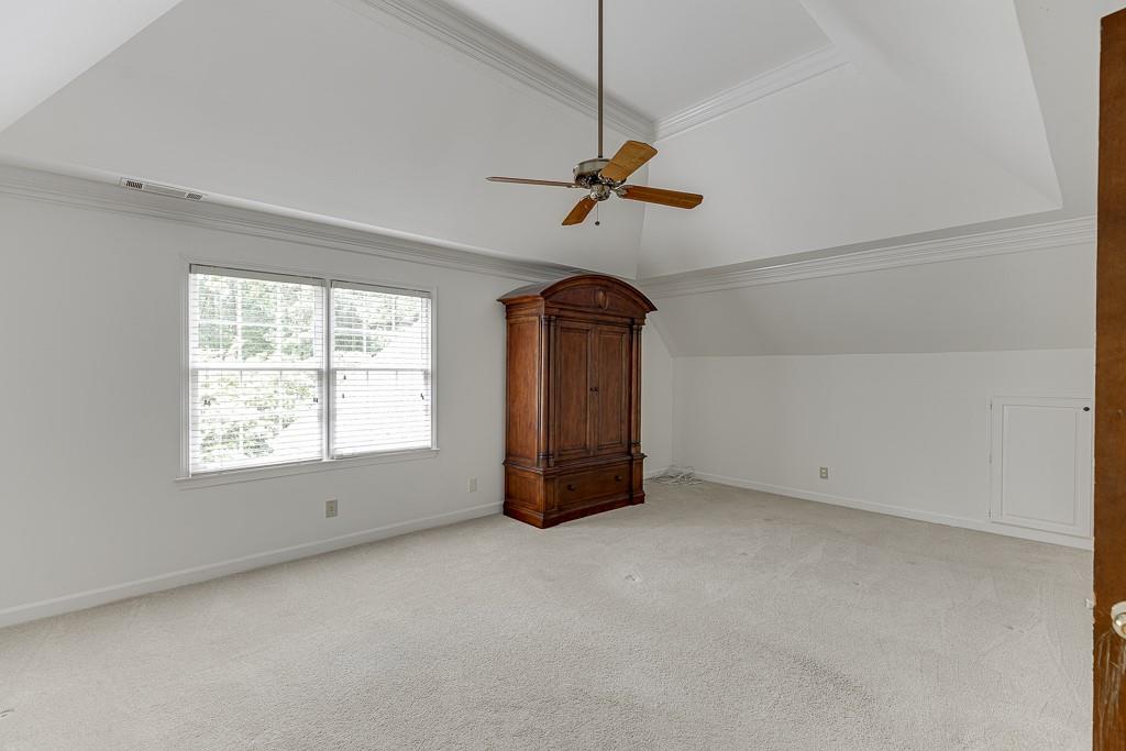 7660 Dunvegan Close, Sandy Springs, Georgia image 35