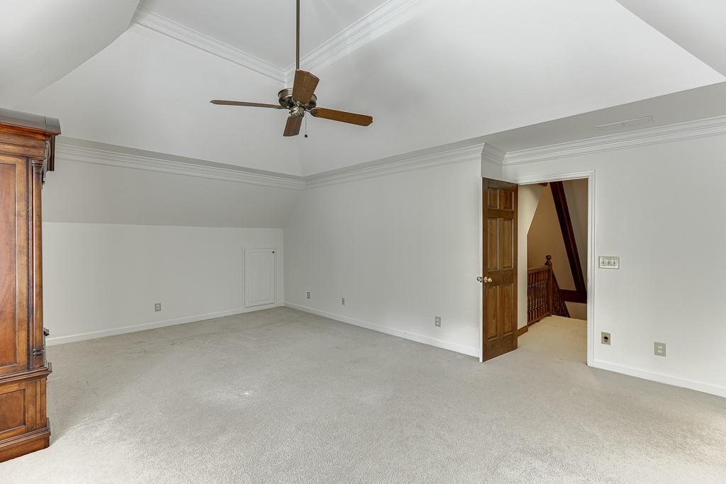 7660 Dunvegan Close, Sandy Springs, Georgia image 36