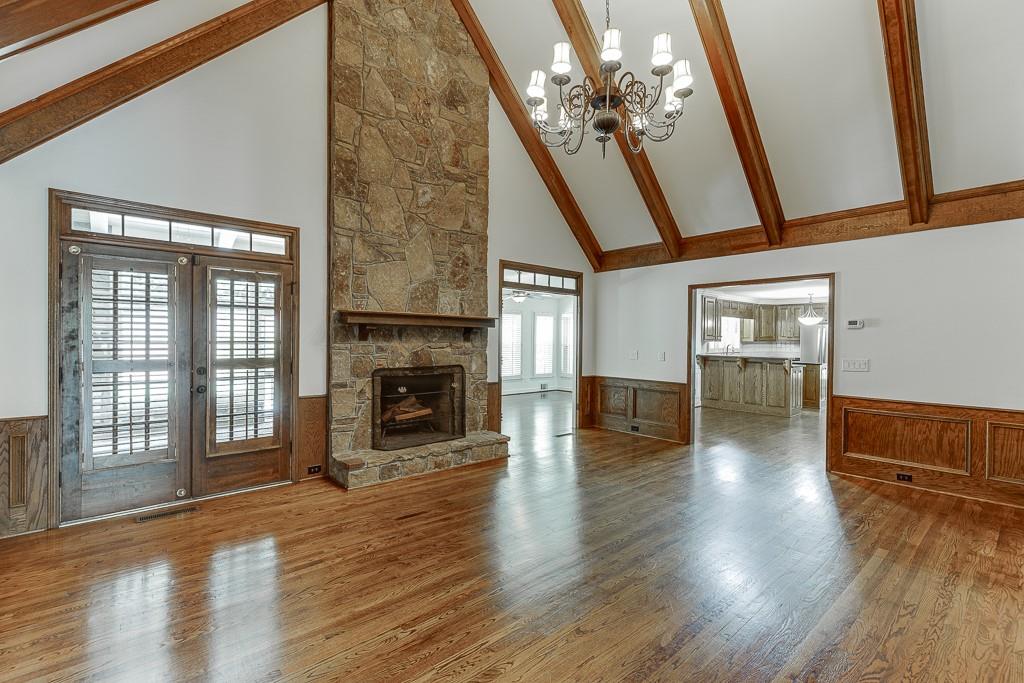 7660 Dunvegan Close, Sandy Springs, Georgia image 20