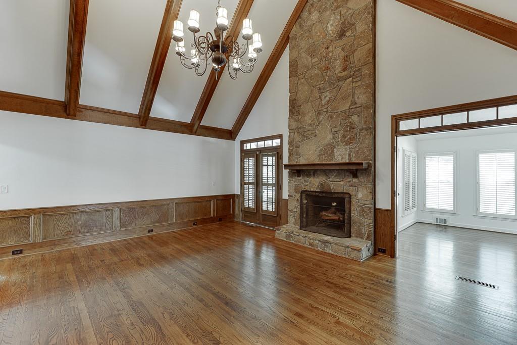 7660 Dunvegan Close, Sandy Springs, Georgia image 18